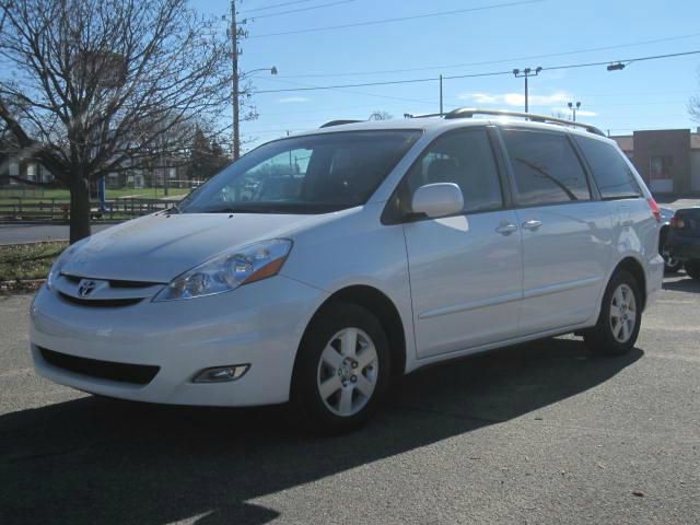 2008 Toyota Sienna SR5 Sport Edition