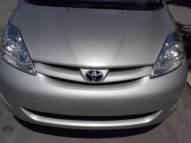 2008 Toyota Sienna GT Black Leather