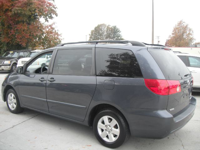 2008 Toyota Sienna SR5 Sport Edition