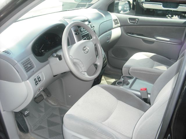 2009 Toyota Sienna SXT Ext Cab