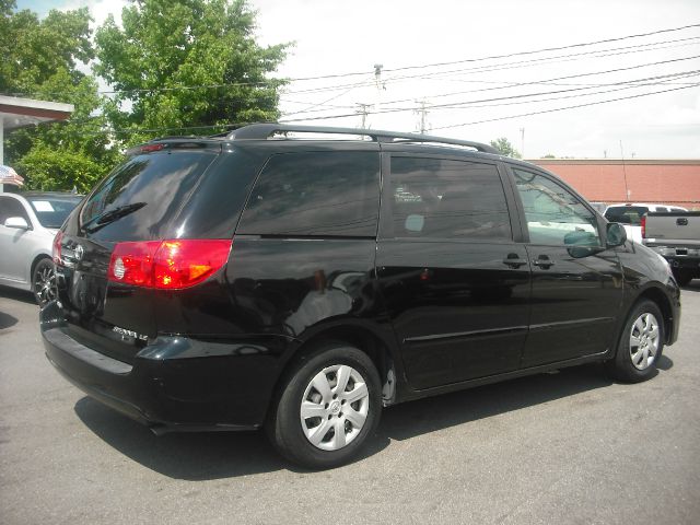2009 Toyota Sienna SXT Ext Cab