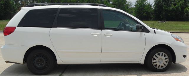 2009 Toyota Sienna SXT Ext Cab