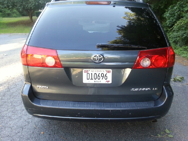 2009 Toyota Sienna XLT, Local Trade In