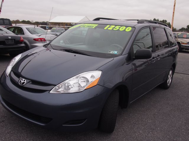2009 Toyota Sienna 1996 Buick