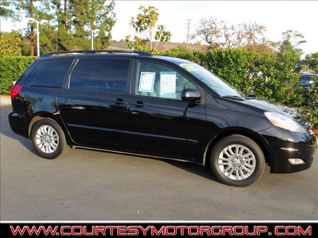 2009 Toyota Sienna Eddie Bauer 4x4