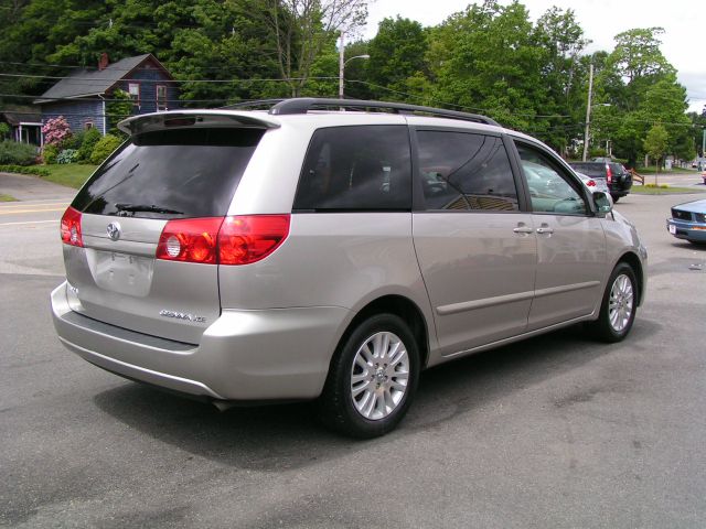 2009 Toyota Sienna GT Black Leather