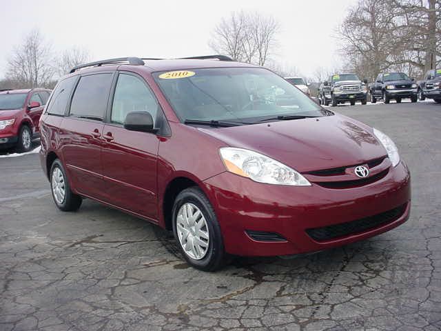 2010 Toyota Sienna SXT Ext Cab