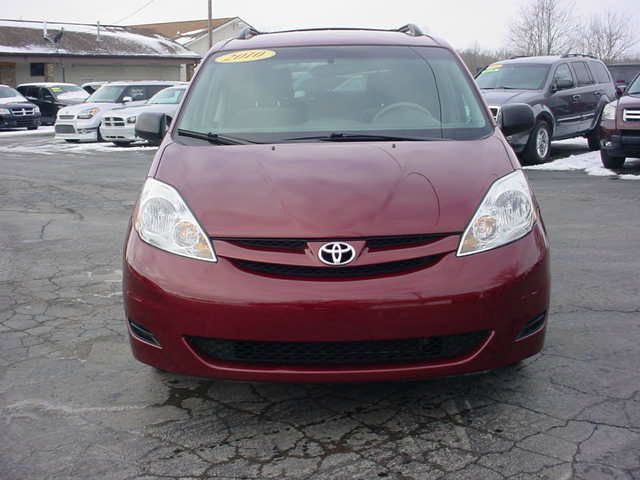2010 Toyota Sienna SXT Ext Cab