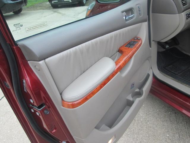 2010 Toyota Sienna SEL Sport Utility 4D
