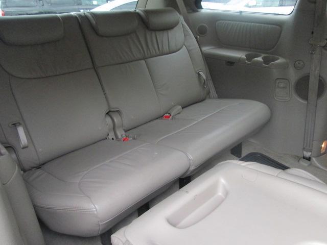 2010 Toyota Sienna SEL Sport Utility 4D