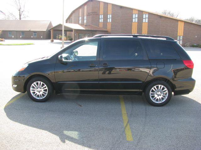 2010 Toyota Sienna SR5 Sport Edition