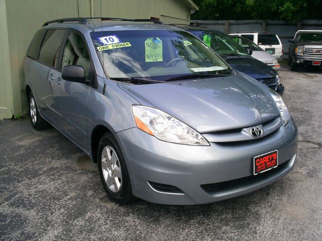 2010 Toyota Sienna 1996 Buick