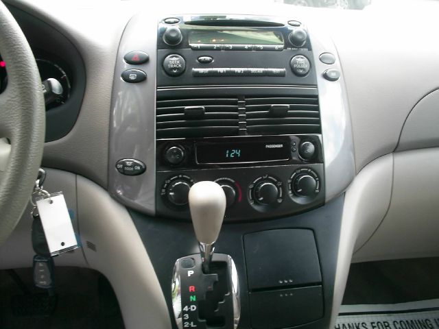 2010 Toyota Sienna 1996 Buick