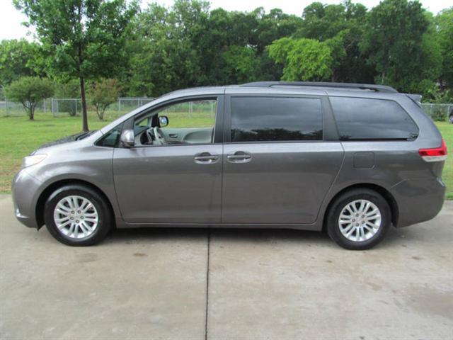 2011 Toyota Sienna Unknown
