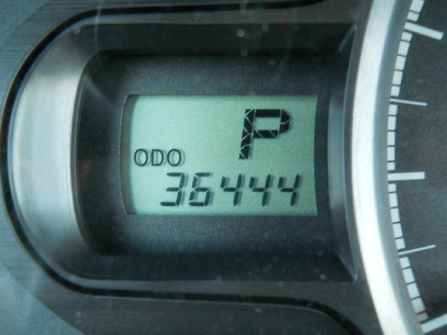 2011 Toyota Sienna SLE --z71 Pkg