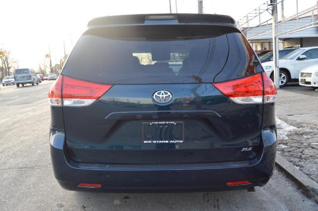 2011 Toyota Sienna Limited Awd/touring AWD