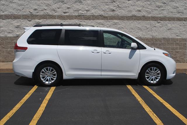 2011 Toyota Sienna Unknown