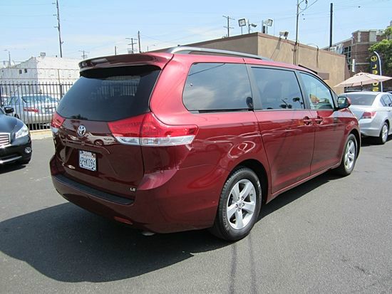2011 Toyota Sienna 2500 Hdwork Truck