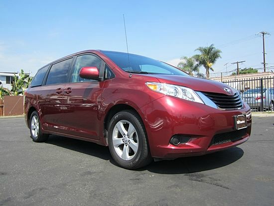 2011 Toyota Sienna 2500 Hdwork Truck