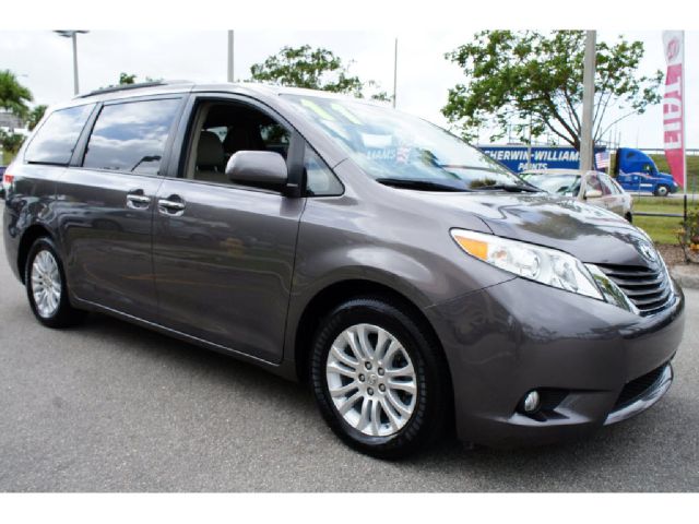 2011 Toyota Sienna 2.5i Cvt