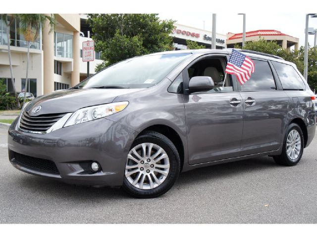 2011 Toyota Sienna 2.5i Cvt