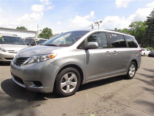 2011 Toyota Sienna E-150 Cargo