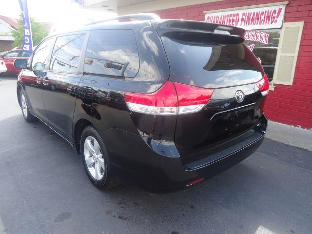 2011 Toyota Sienna 4dr Wgn Auto Grand Touring