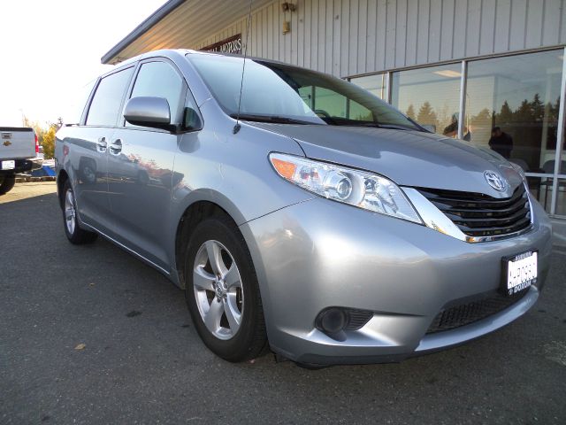 2011 Toyota Sienna 4dr Wgn Auto Grand Touring