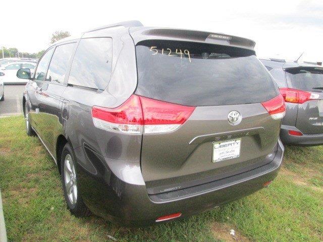 2013 Toyota Sienna X