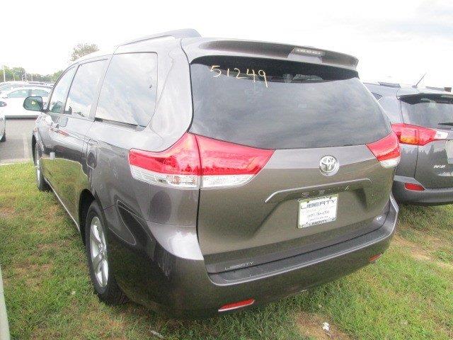 2013 Toyota Sienna X