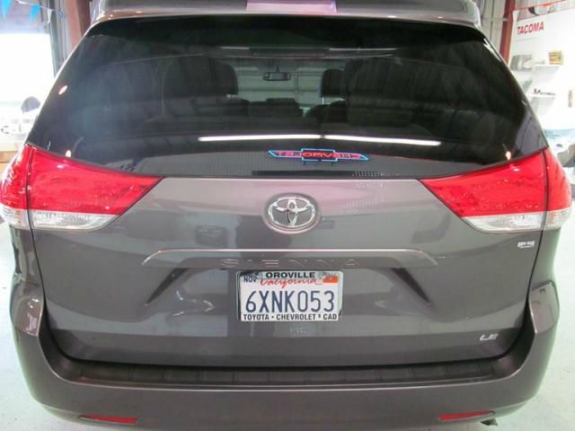 2013 Toyota Sienna Avalanche Z-71 4x4