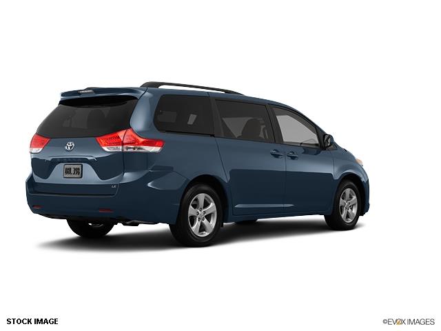 2013 Toyota Sienna Unknown