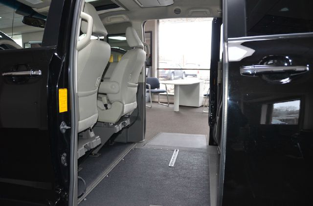 2013 Toyota Sienna GT Black Leather