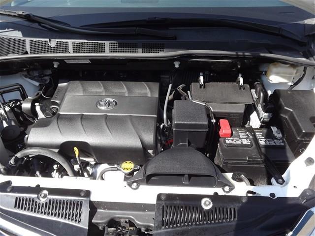 2013 Toyota Sienna Unknown