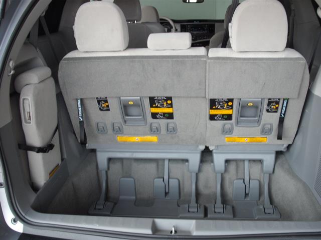 2013 Toyota Sienna X