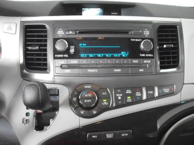 2013 Toyota Sienna X