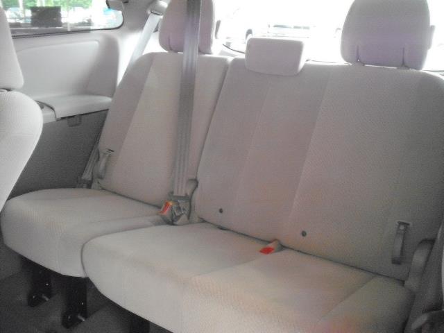 2013 Toyota Sienna X