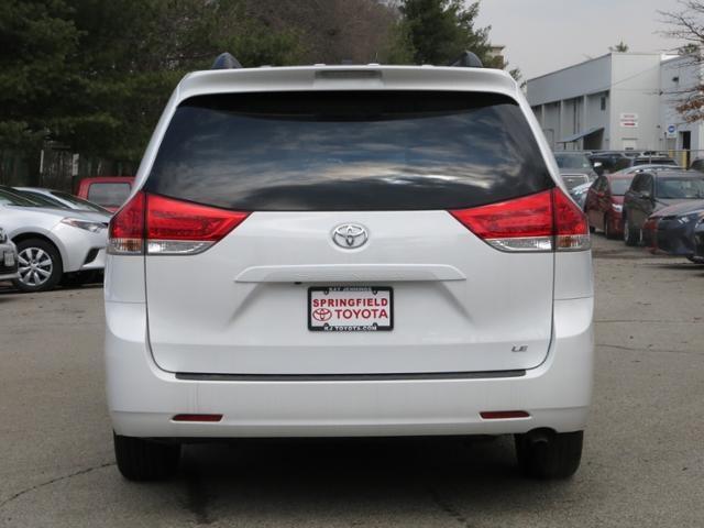 2014 Toyota Sienna X