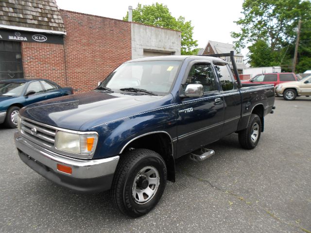 1995 Toyota T100 Work Truck Pickup 4D 5 3/4 Ft