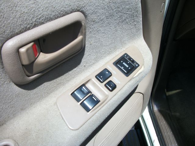 1997 Toyota T100 Work Truck Pickup 4D 5 3/4 Ft