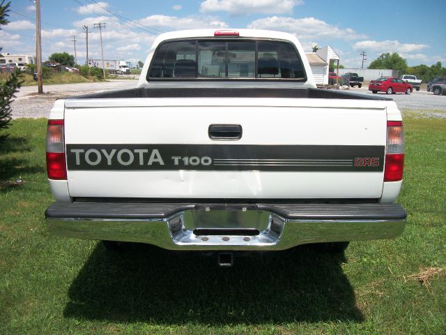 1997 Toyota T100 Work Truck Pickup 4D 5 3/4 Ft