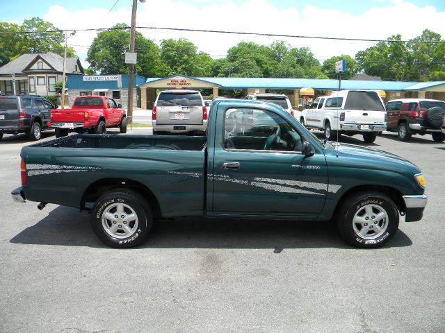 1995 Toyota Tacoma Crew Cab 156 Inch XLT 4WD 4x4 Truck