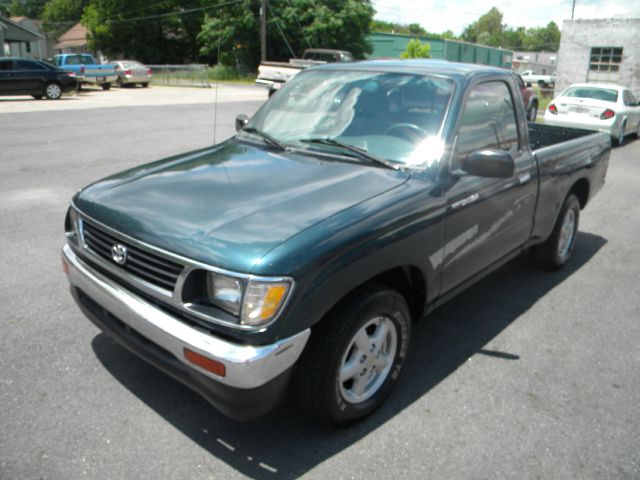 1995 Toyota Tacoma Crew Cab 156 Inch XLT 4WD 4x4 Truck
