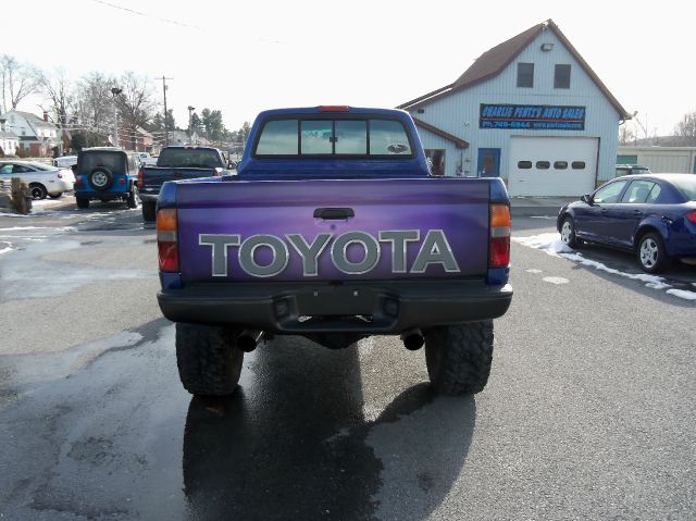 1996 Toyota Tacoma AWD SL