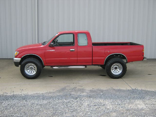 1996 Toyota Tacoma AWD SL