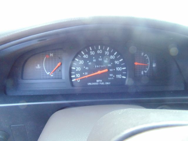 1996 Toyota Tacoma ES 2.4L AUTO