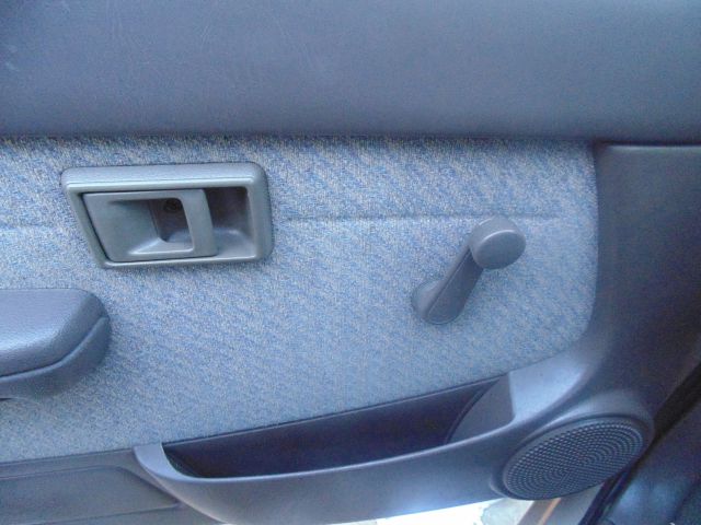 1996 Toyota Tacoma ES 2.4L AUTO