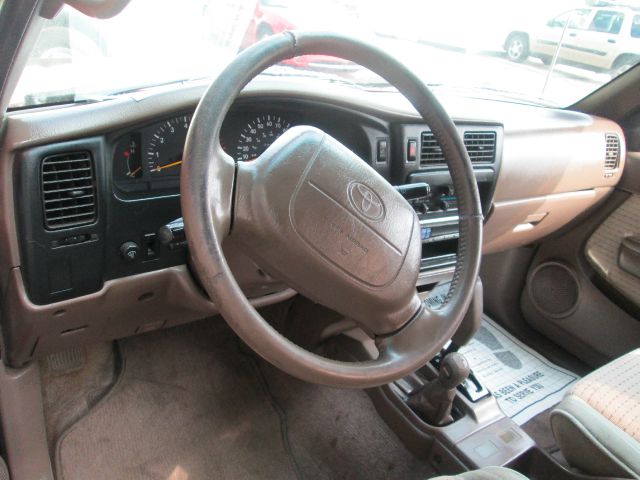 1996 Toyota Tacoma Work Truck Pickup 4D 5 3/4 Ft