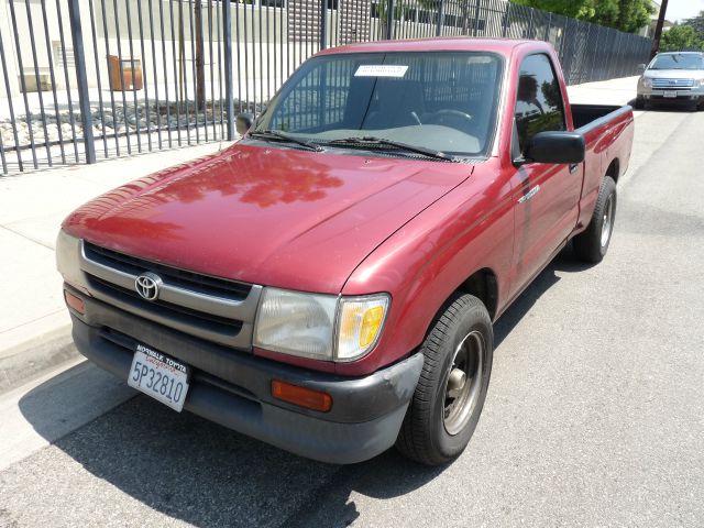 1997 Toyota Tacoma ES 2.4L AUTO