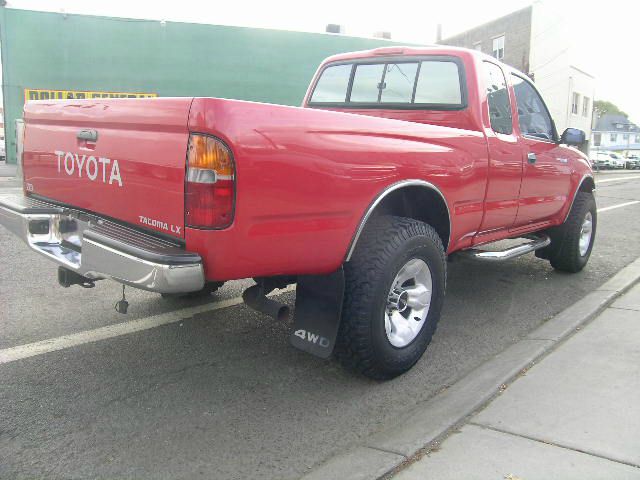 1997 Toyota Tacoma SLT 25